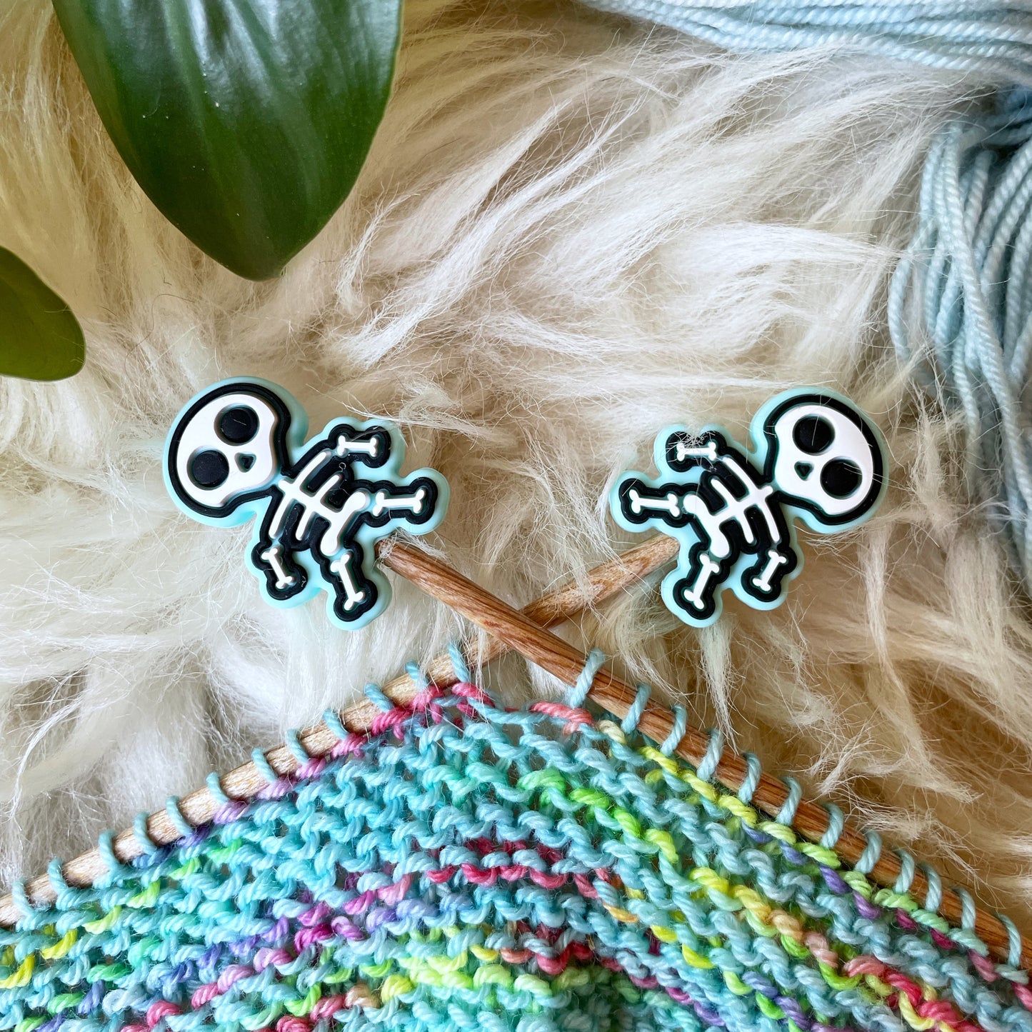 Spoopy Skeleton Stitch Stoppers