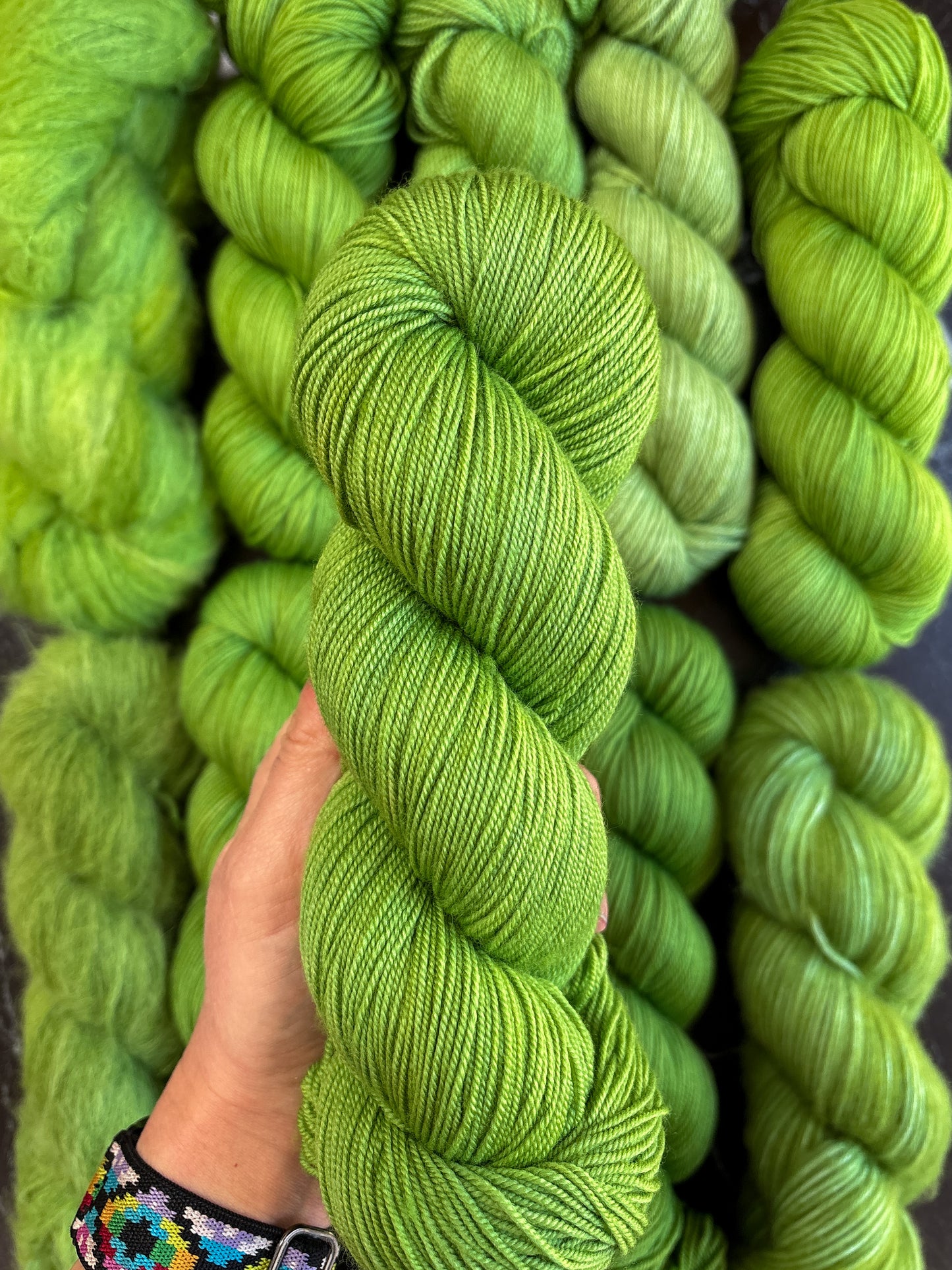Tomato Leaf - PREORDER 4-6 WEEK TURNAROUND