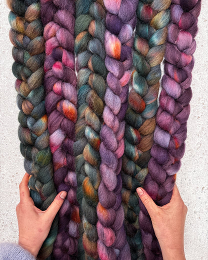 Outlander Combed Top [spinning fiber]