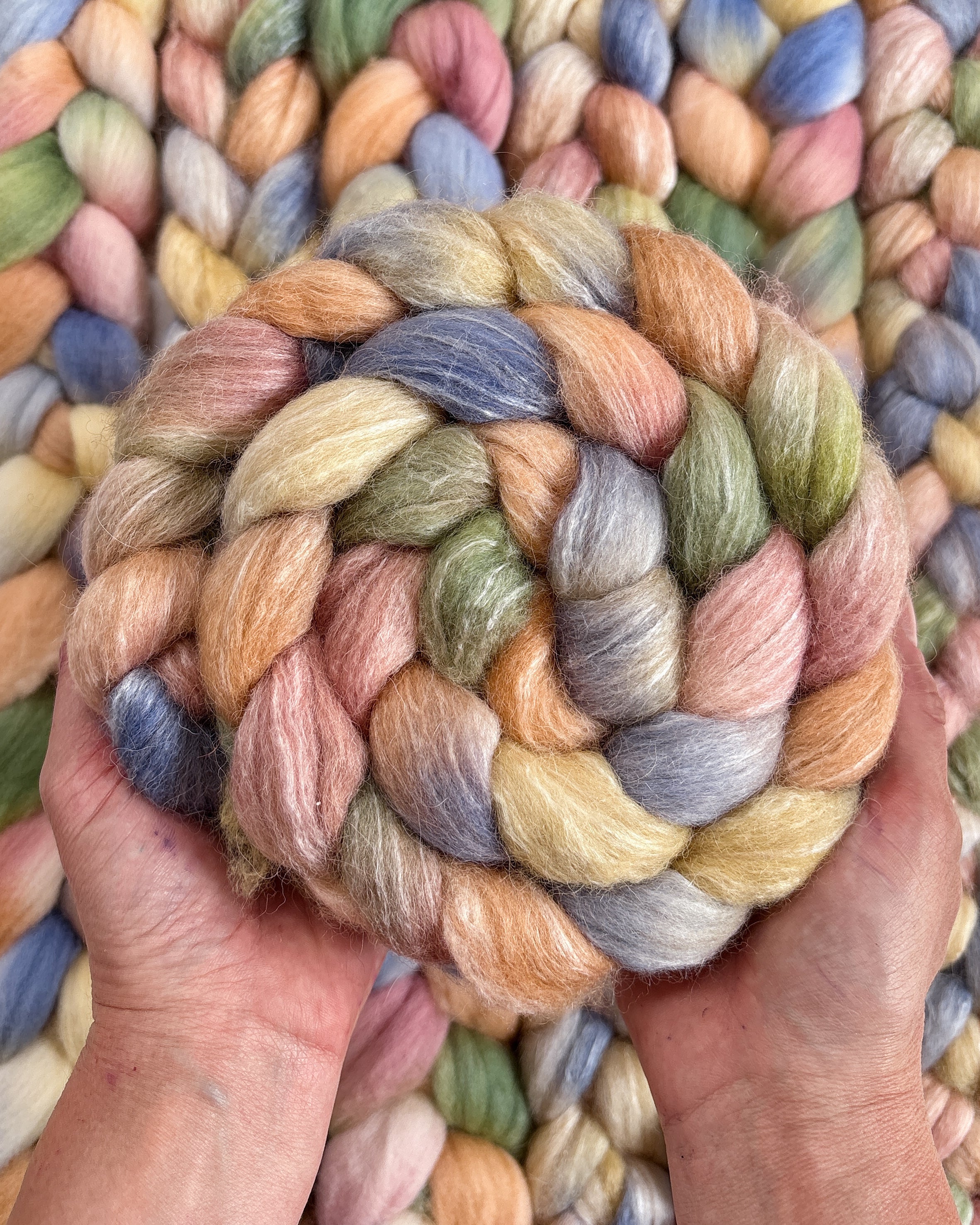 Santa Fe in Bloom | combed top
