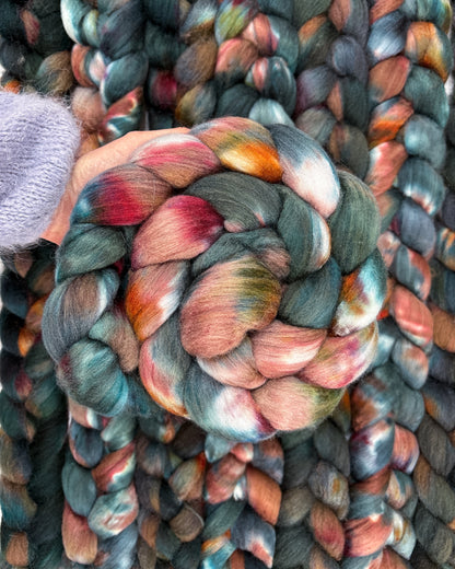 Outlander Combed Top [spinning fiber]