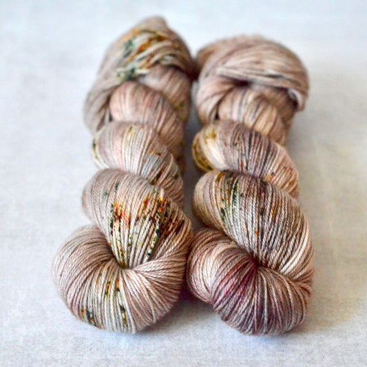 Drop Dead Gourd-geous [luxe fingering]