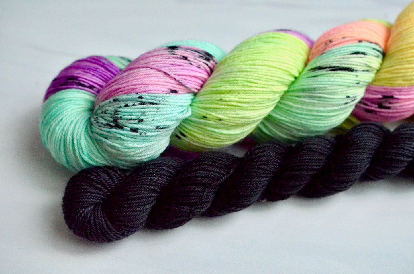 Party On, Dudes [sock set]