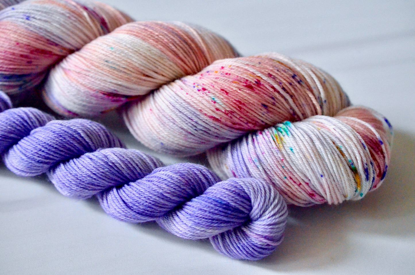 A Very Merry Unbirthday [sock set]