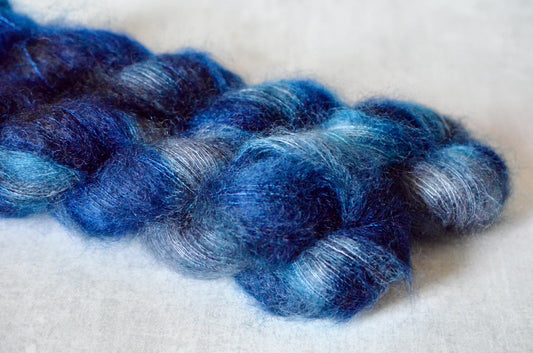 Silent Night [cloud lace]
