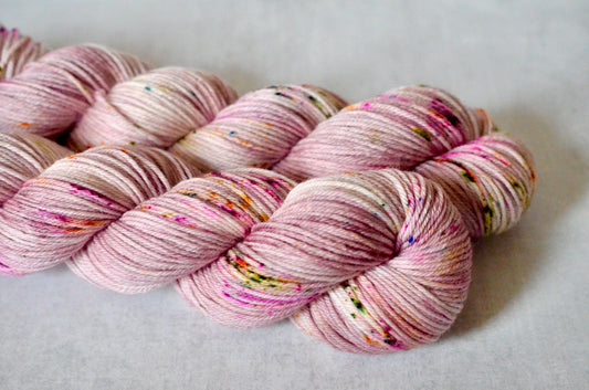 Wildflower Bouquet [merino dk]