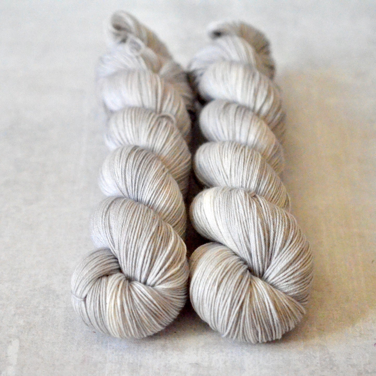 Pearl [bounce sock]
