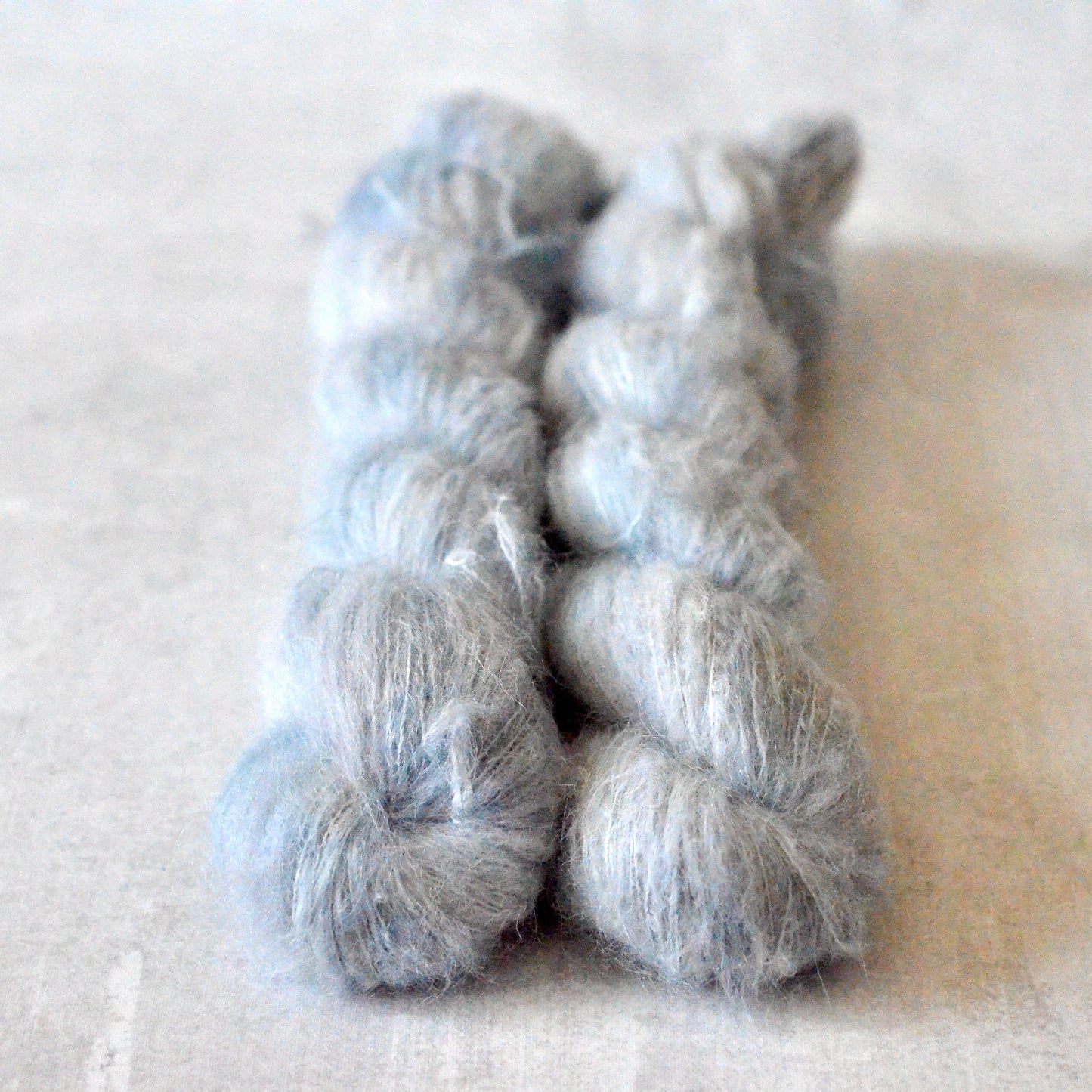 Mist [suri lace]