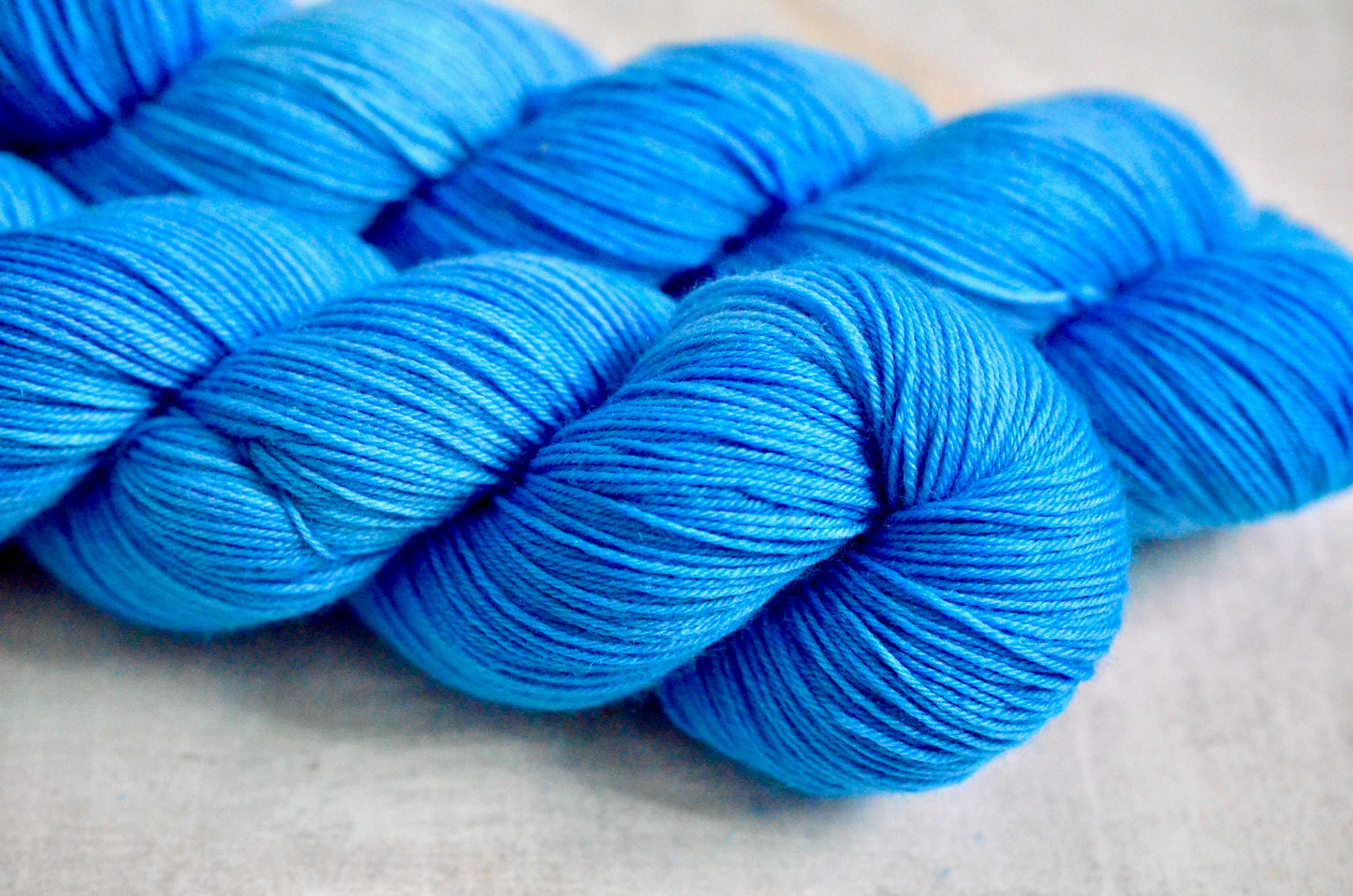 So Self Azure [bounce sock]