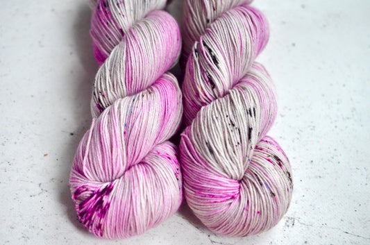 Champagne Toast [bounce sock]