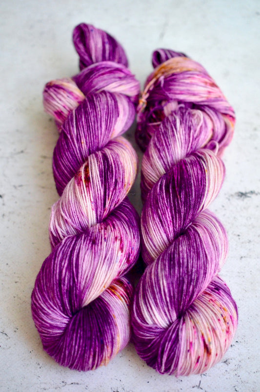 This Delicate Thing [bounce sock]